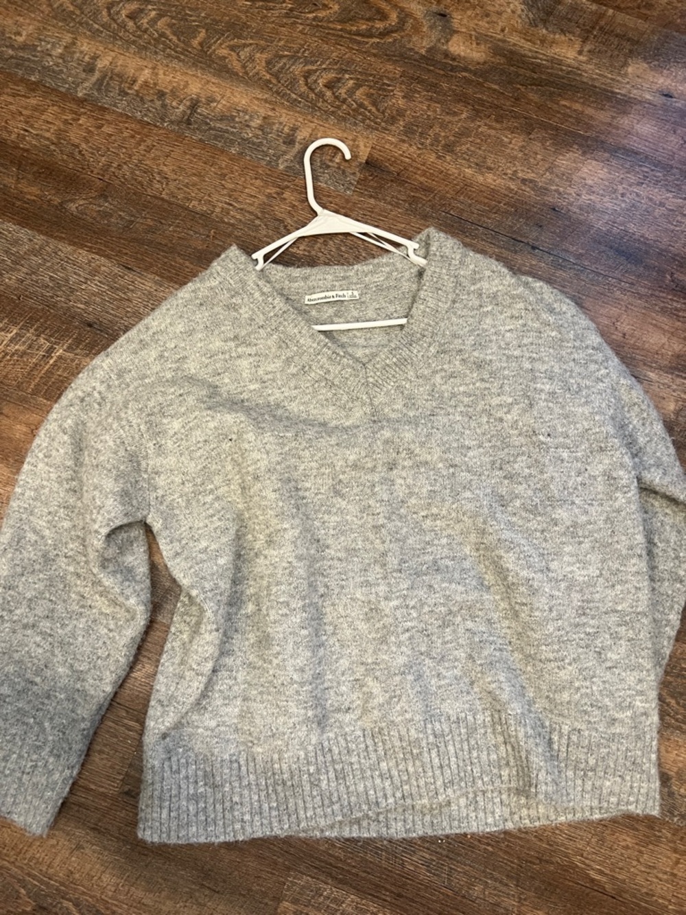 Abercrombie & Fitch Gray V-Neck Sweater